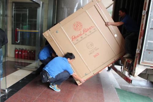 西乡钢琴贵重工艺品无忧运